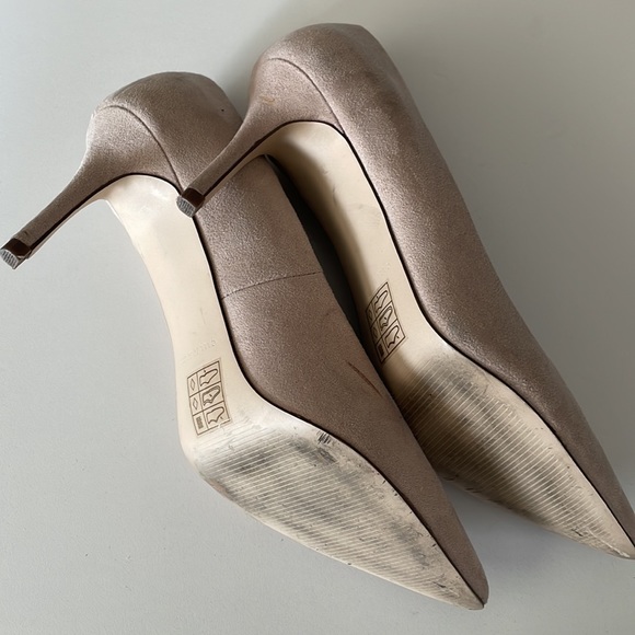 Call it Spring heels - Picture 3 of 3